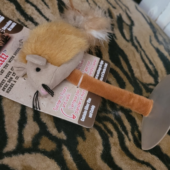 Cat Toy Mouse w Suction Kitten Various Colors - Picture 4 of 6